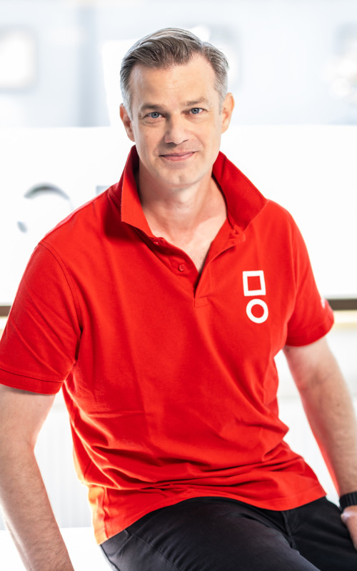 Portraitbild von Bernhard Winkler, CEO von der Webagentur in Klagenfurt pixelpoint/dataCycle